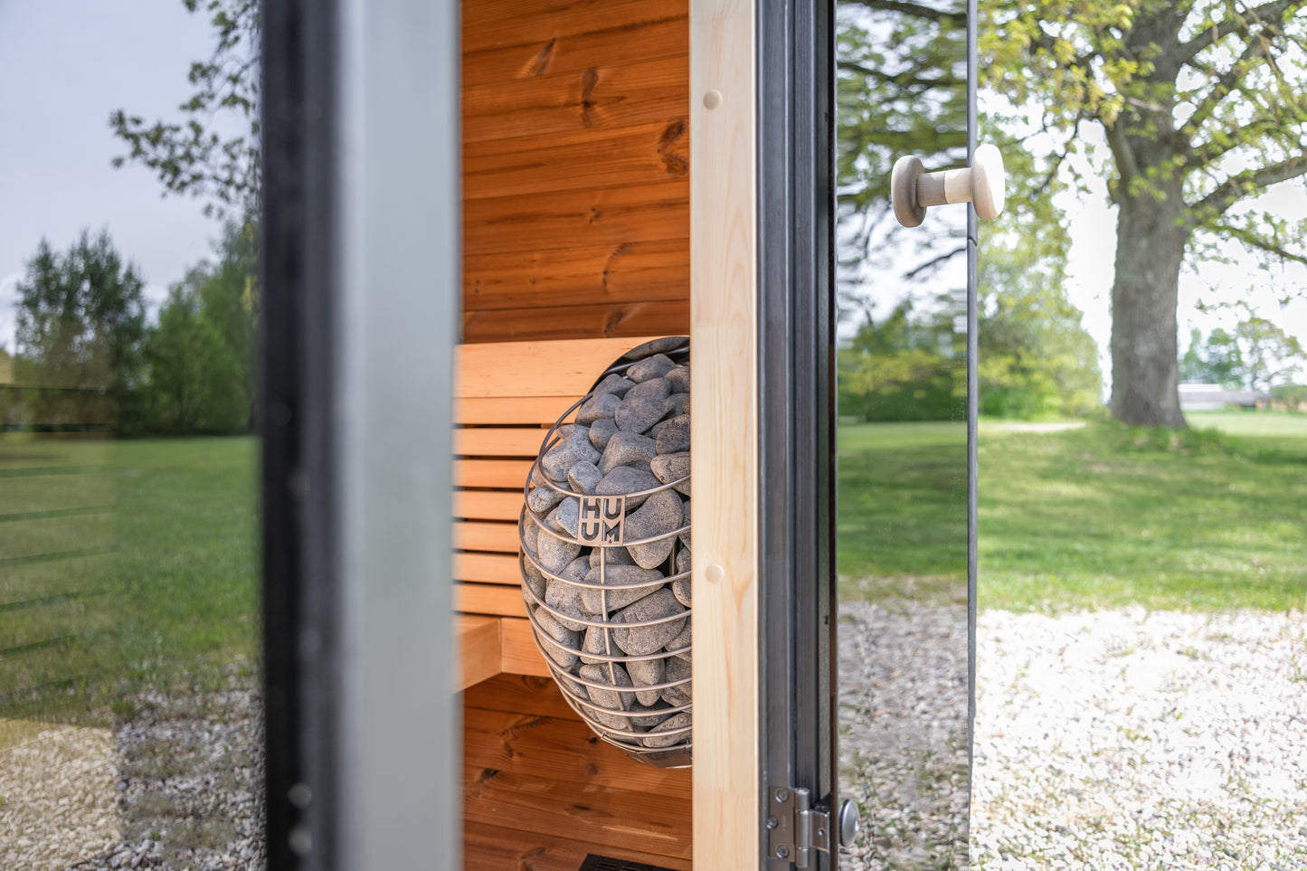 Leil® Black Cube Classic Outdoor Sauna (4 person)