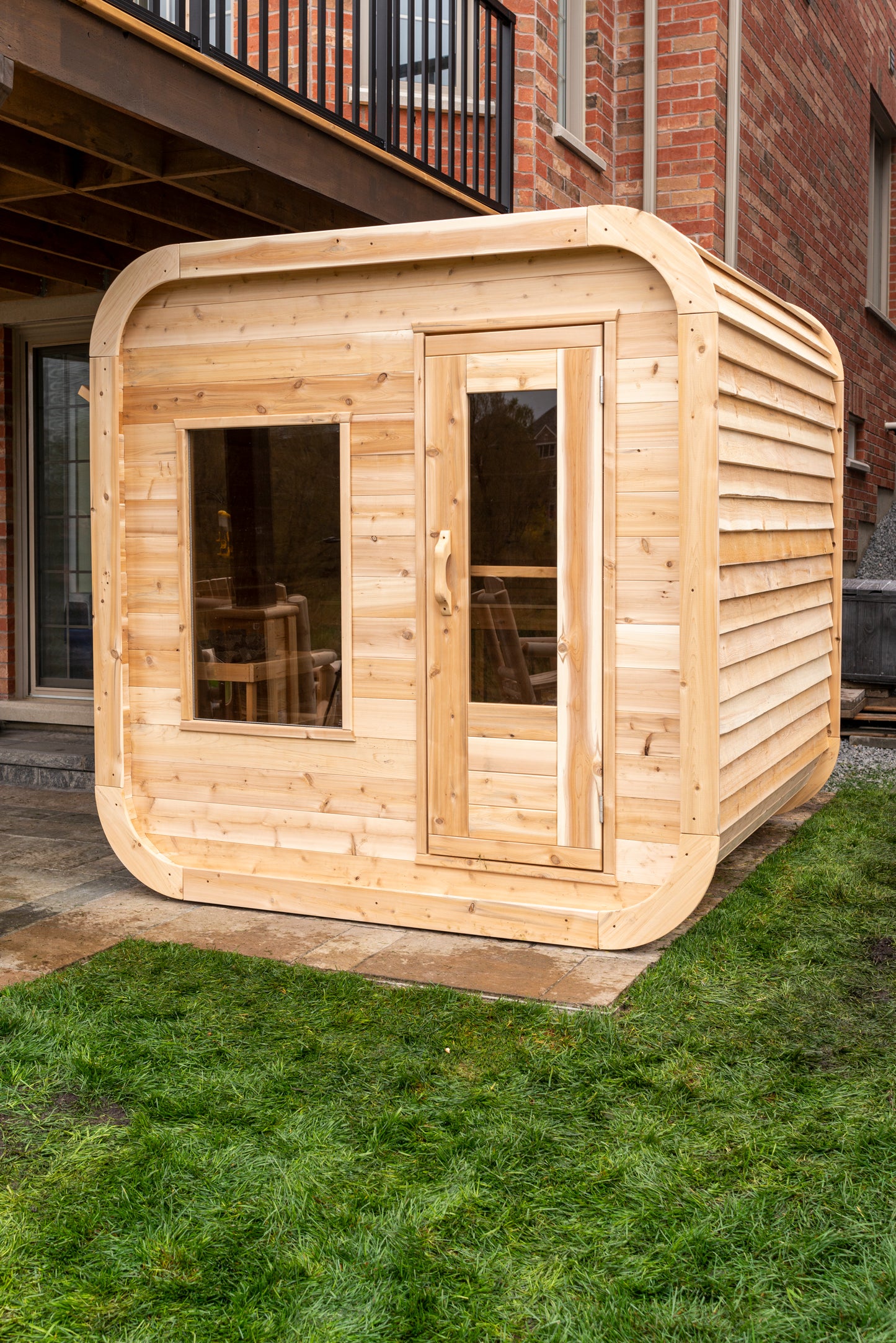 Luna Sauna - Canadian Timber Knotty White Cedar