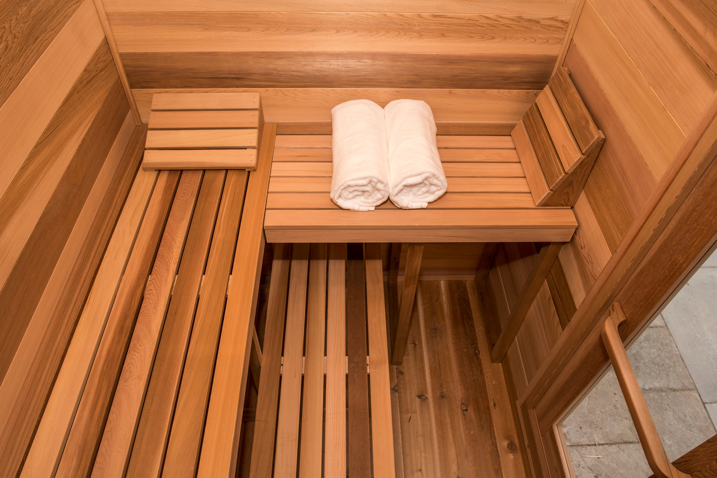 Outdoor Cabin Sauna - Dundalk Clear Red Cedar