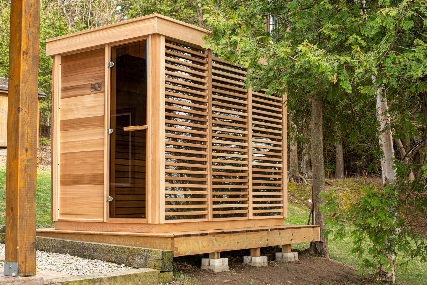 Outdoor Sauna - Pure Cube Clear Red Cedar CU580