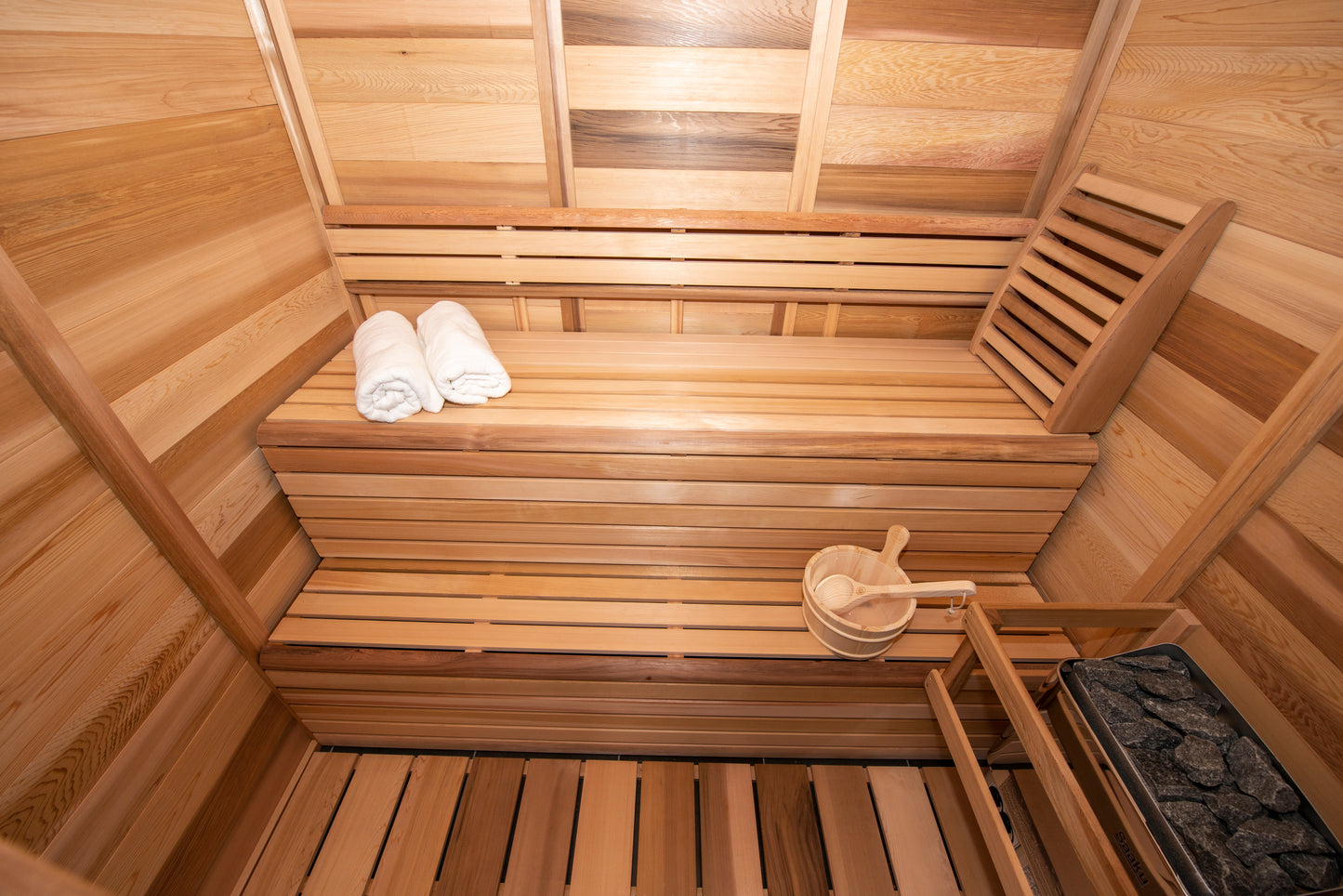 Indoor Sauna - Pure Cube Clear Red Cedar PU570