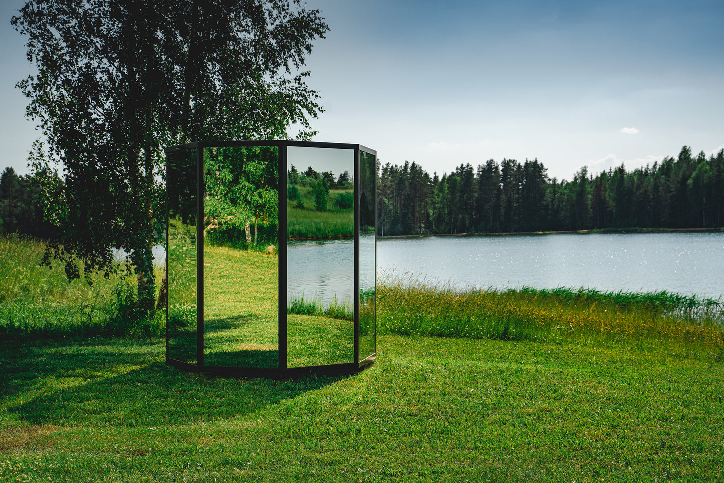 Haljas Hele Glass Single Luxury Outdoor Sauna