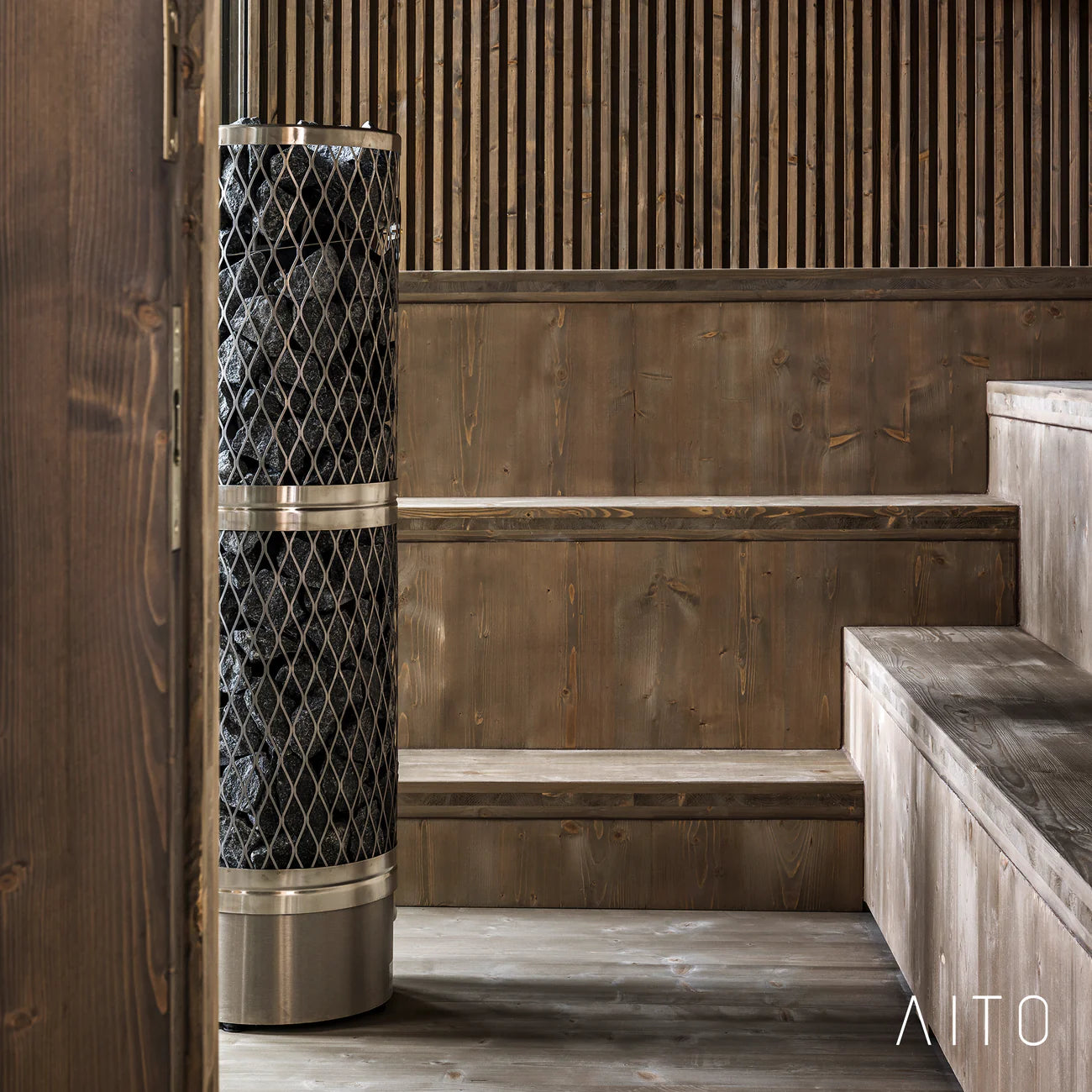 IKI Pillar Heater