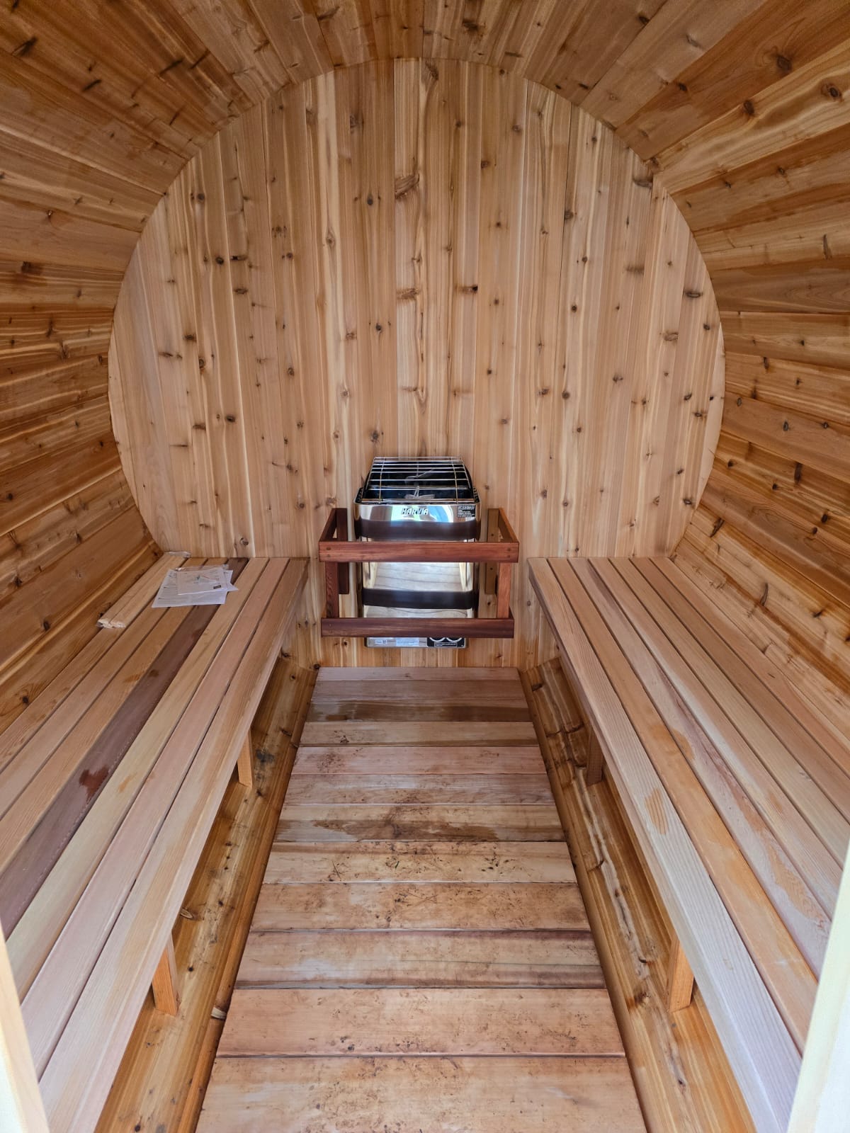 Barrel Sauna - Dundalk Knotty Red Cedar