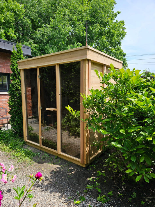 Outdoor Sauna - Pure Cube Knotty Red Cedar CU582
