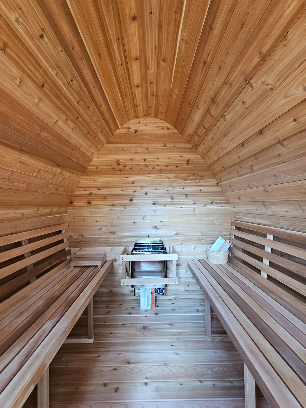 Pod Sauna - Dundalk Knotty Red Cedar