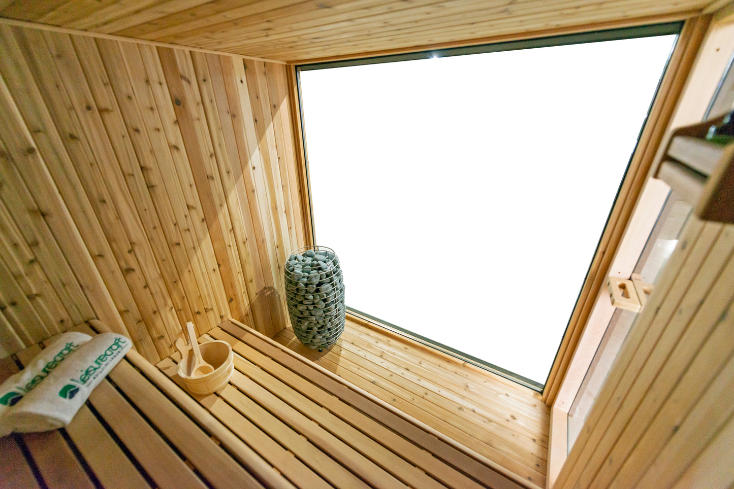 Indoor Sauna - Pure Cube Knotty Red Cedar PU550