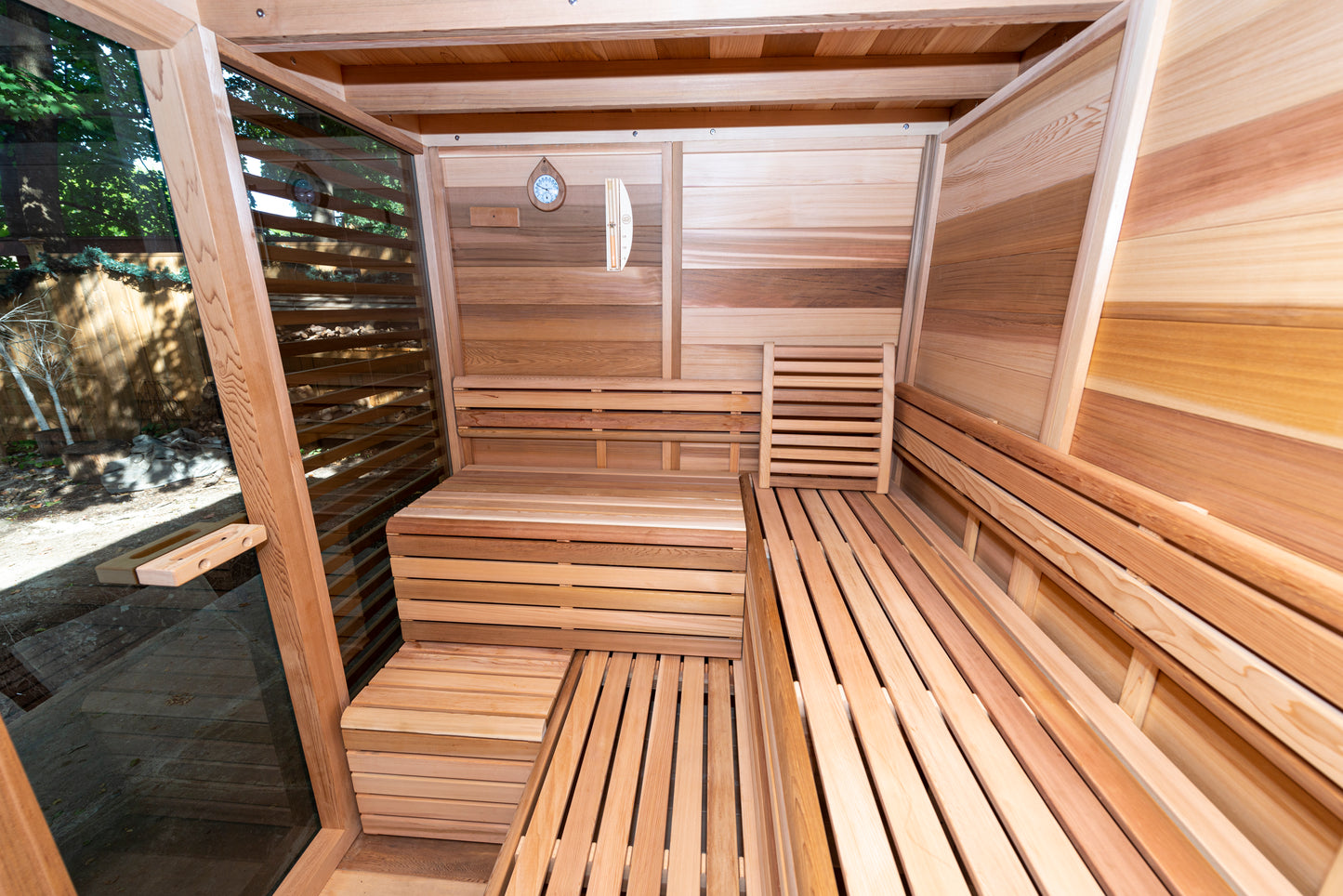 Outdoor Sauna - Pure Cube Clear Red Cedar CU670