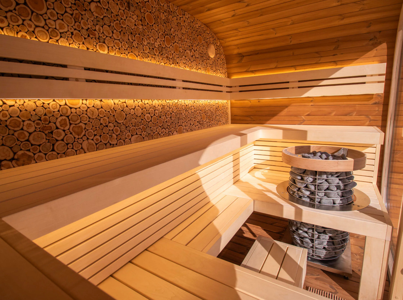 Leil® 6-Person Round Cube Relax Sauna