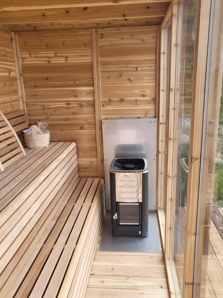 Outdoor Sauna - Pure Cube Knotty Red Cedar CU582D