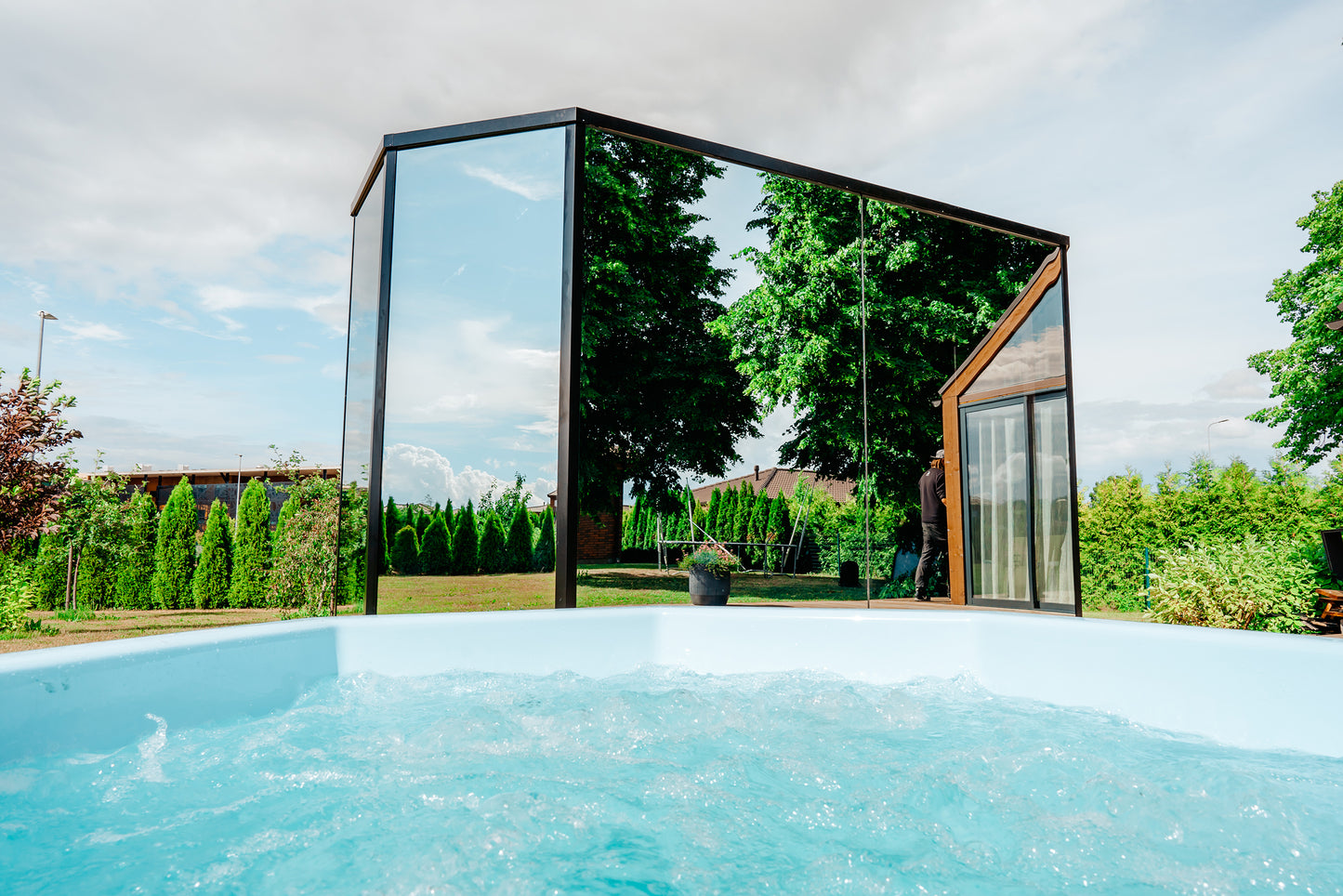 Haljas Hele Glass Double Luxury Outdoor Sauna