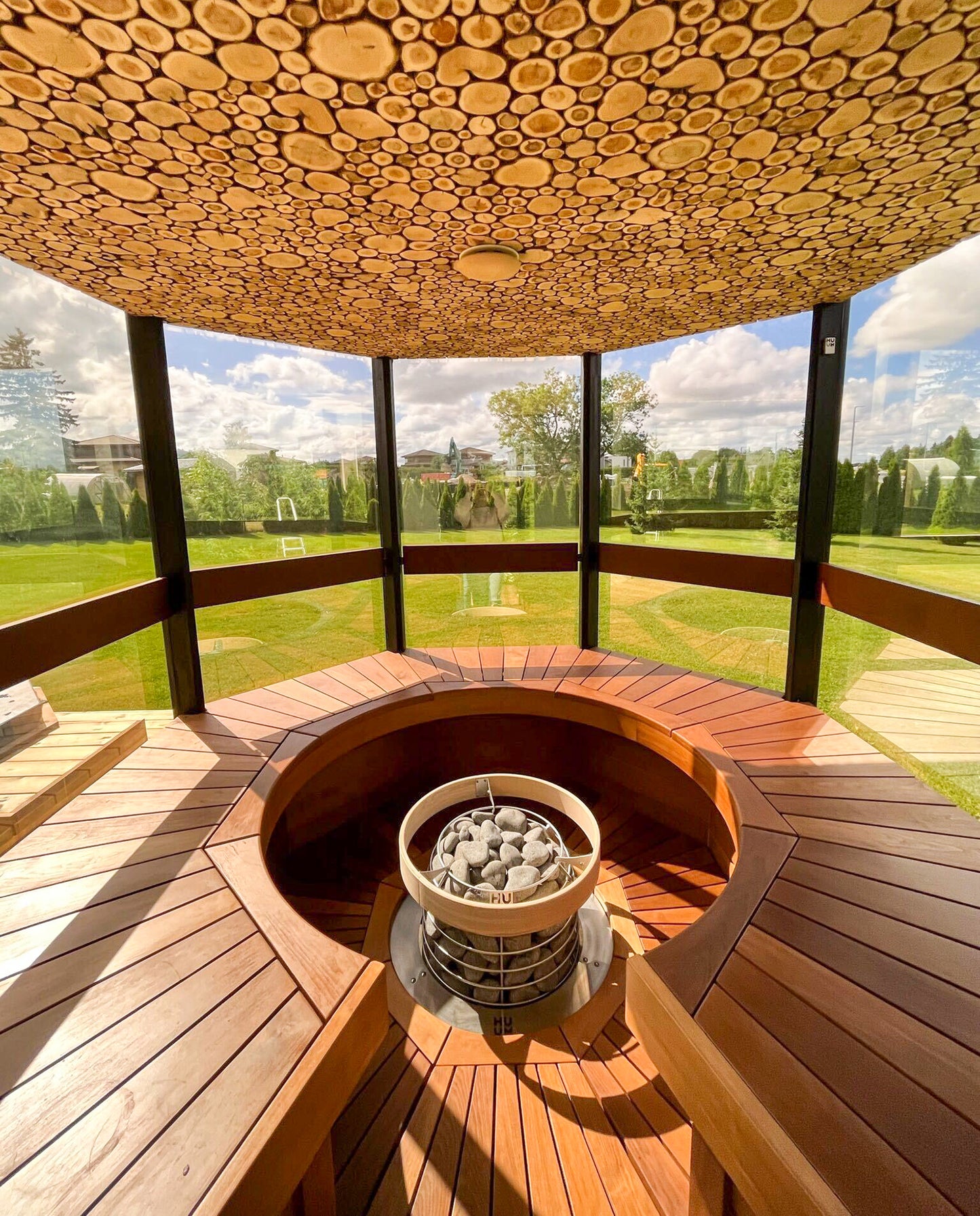 Haljas Hele Glass Double Luxury Outdoor Sauna